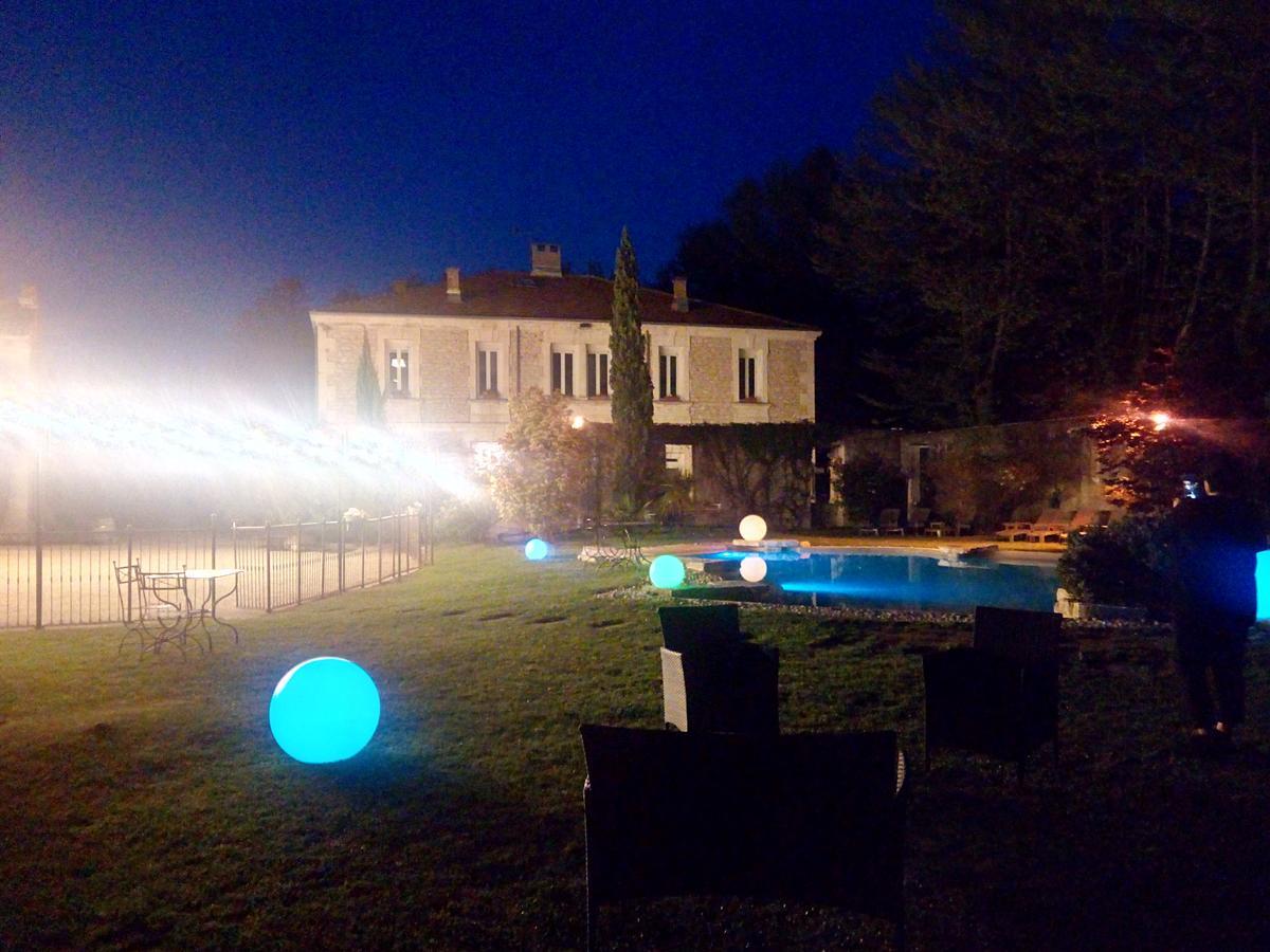 Auberge Du Parc Orgon Exterior foto